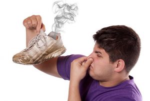 How to Fix Smelly Shoes